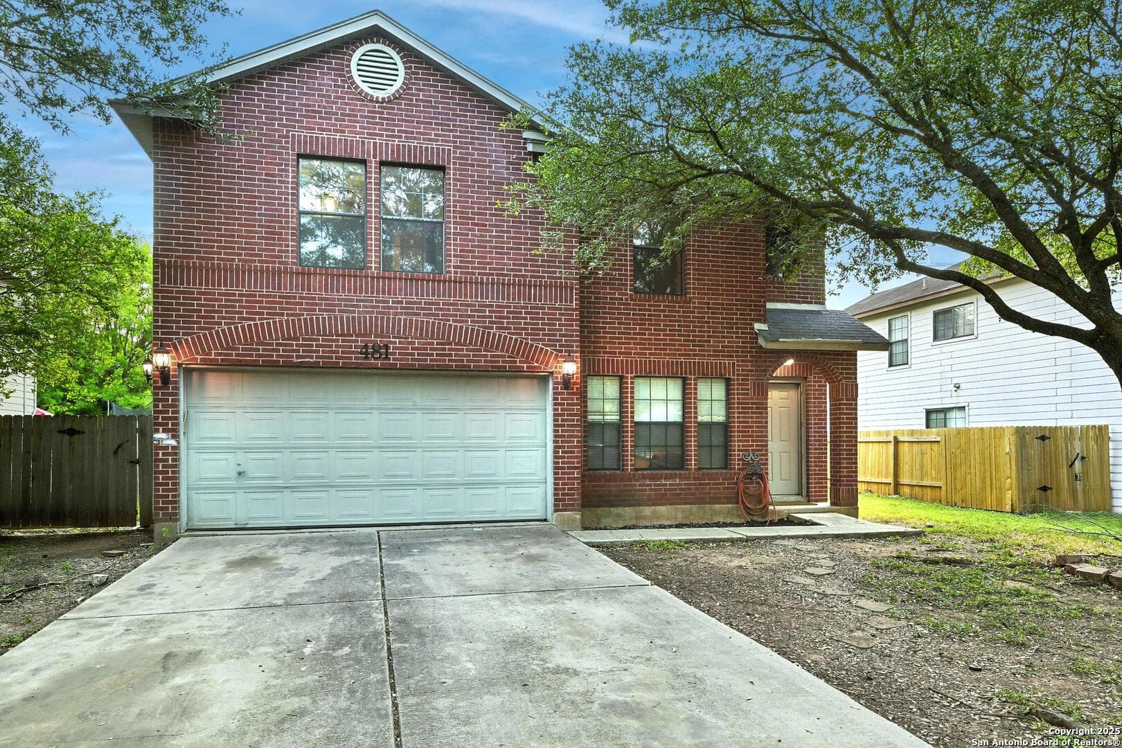 481 Whispering Hlw